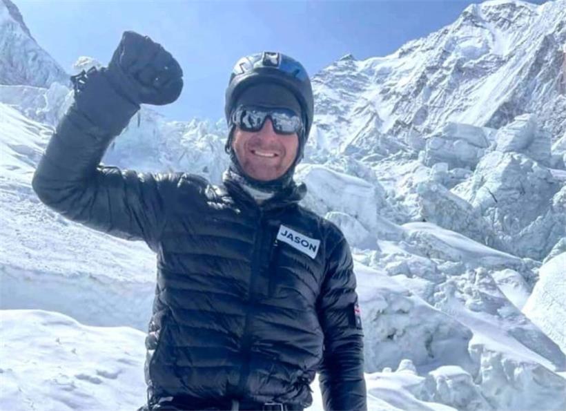 „Er stand ganz oben auf seiner Welt, doch dann kam er leider nicht zurück“: Jason Kennison am Mount Everest vor dem Unglück
