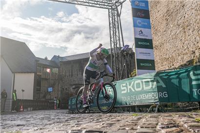 Erfolgreiche Flucht: Ben Healy jubelte über den Etappensieg in besonderer Kulisse
