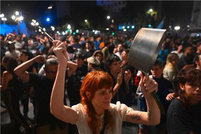 Erste Proteste gegen die Politik der noch recht neuen Regierung haben bereits stattgefunden 
