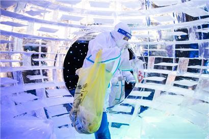 Es bleibt faszinierend und schaurig zugleich, wie die Wissenschaft fast jede Pandemie-Entwicklung richtig voraussagt und abschließend trotzdem immer alle baff sind ob der neuen „bösen Überraschungen“
