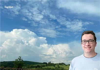 Es wird frühsommerlich warm – aber auch das Potenzial für lokale Schauer und Gewitter steigt nach und nach
