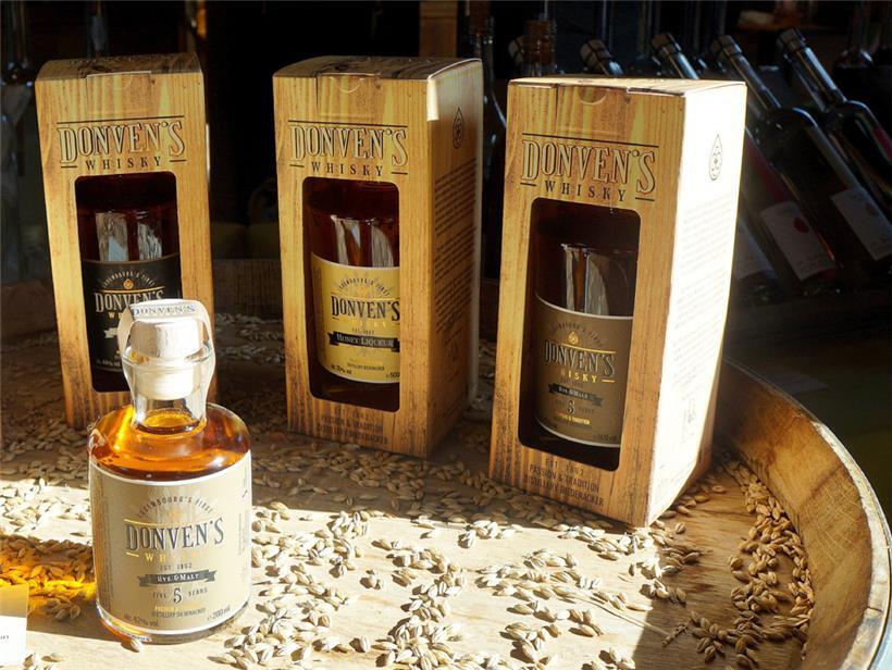 Exklusiv: die fünf und zehn Jahre gereiften Whiskys aus der Destillerie Diedenacker
