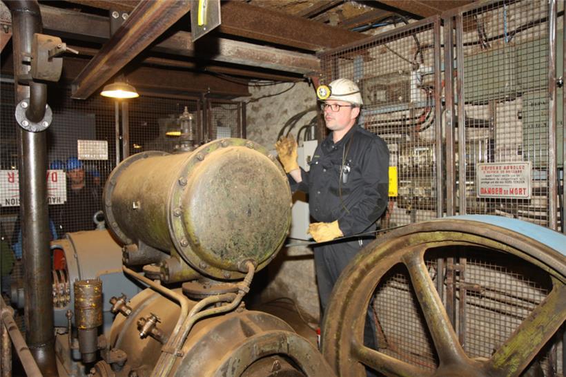 Experten gebe genaue Erklärungen, wie die Arbeit unter Tage ablief.