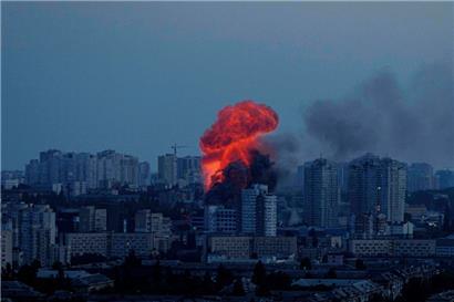 Explosion nach russischem Luftangriff auf Kiew
