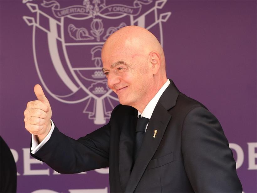 FIFA-Präsident Gianni Infantino trifft zur Amtseinführung des neuen kolumbianischen Präsidenten de la Espriella ein