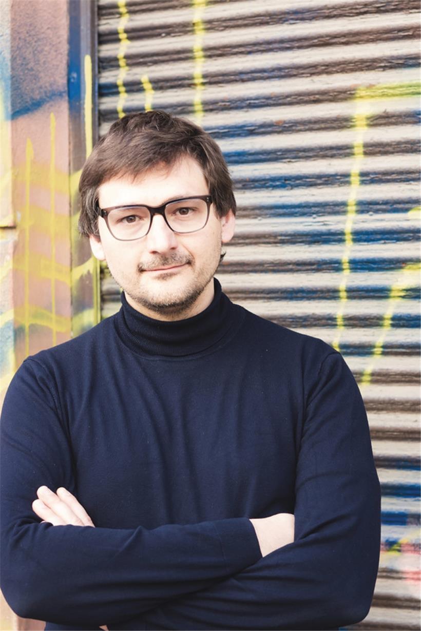 Fabian Burstein im Porträt
