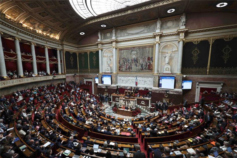 Face à la fin de vie, les députés à l’épreuve de la conscience
