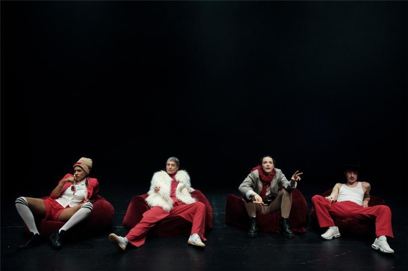 Fachsimpeln über Menstruationsprodukte
