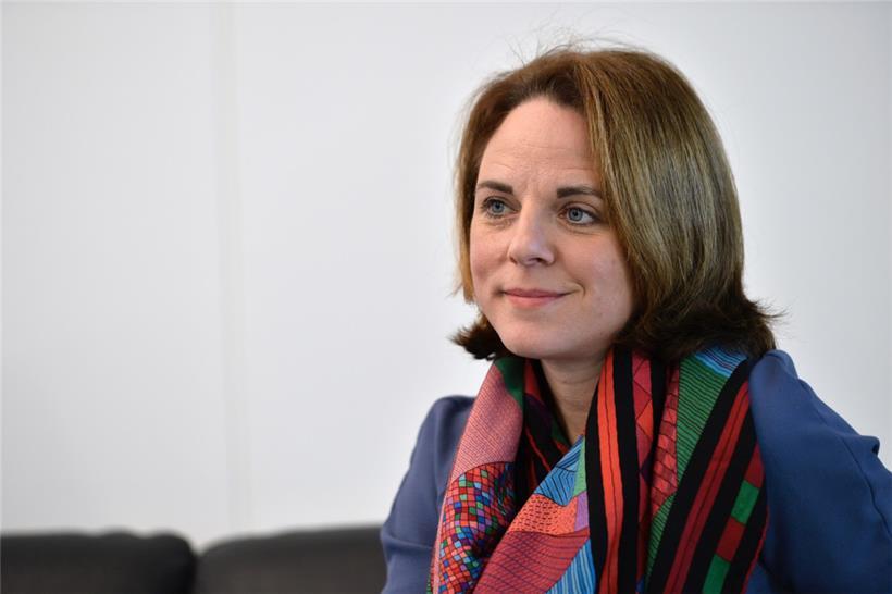 Familienministerin Corinne Cahen musste am 4. Dezember 2021 gemeinsam mit ihren Töchtern das Haus verlassen 
