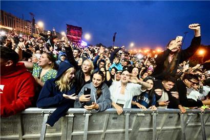 Fans beim Konzert von Lost Frequencies beim City Sounds
