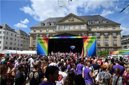 Farbenfroh feiern die Menschen jedes Jahr Pride – in Zukunft auch wieder in der Hauptstadt
