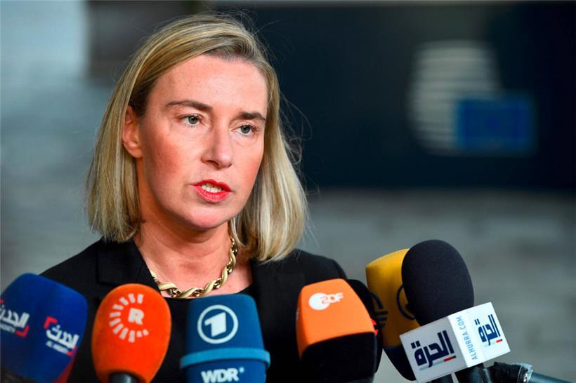 Federica Mogherini, Hohe Vertreterin der Europäischen Union für Außen- und Sicherheitspolitik, beantwortet Fragen von Journalisten während einer Außenministerkonferenz im EU-Hauptquartier in Brüssel am 11. November 2019

