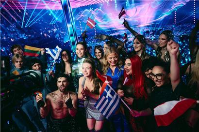 Feiernde Finalisten beim zweiten Halbfinale 
