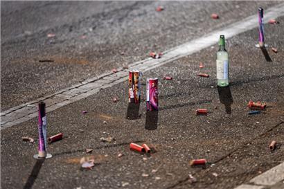 Feiernde geraten an Silvester mehrfach mit Polizei aneinander
