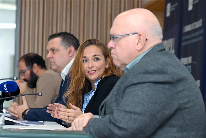 Félix Martins De Brito, Sylvain Hoffmann (CSL-Direktor), Nora Back und Patrick Dury am Donnerstag auf der Pressekonferenz in der „Chambre des salariés“
