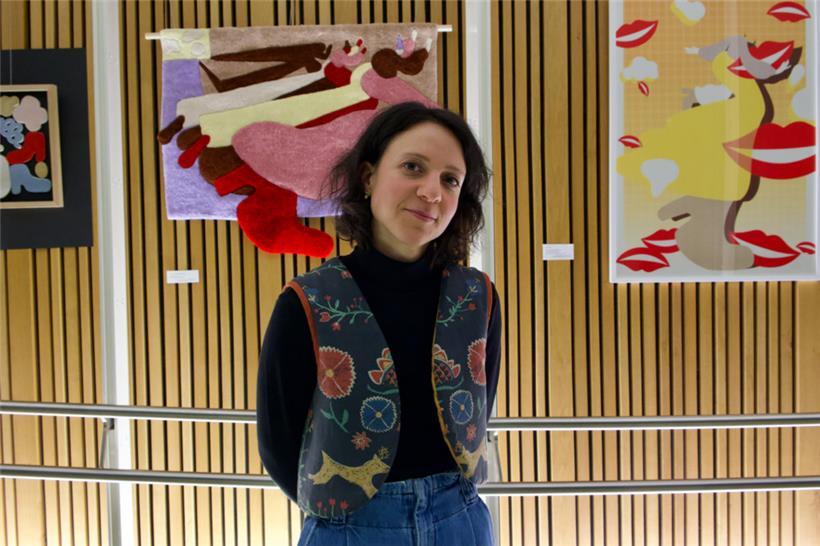 Feministische Kunst als Steckenpferd: Nadine Rocco bei der Vernissage
