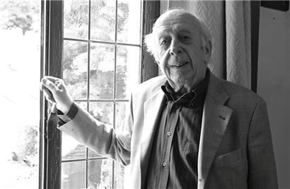 Fernand Fox anlässlich eines Interviews bei sich zu Hause im Rollingergrund, 2019
