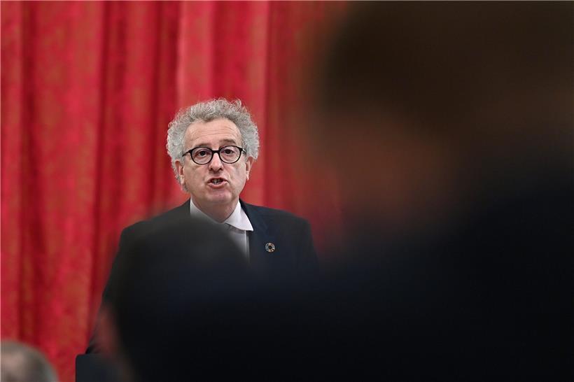 Finanzminister Pierre Gramegna zog Bilanz über das letztjährige Stabilitätsprogramm
