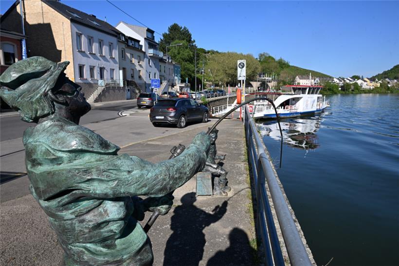 Fischen: ja. Verzehren: na ja. 
