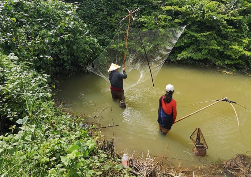 Fischer auf Beutezug: Laos gehört zu den ärmsten Ländern der Welt
