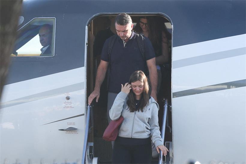 Flavio Bolsonaro und seine Familie sind am Mittwoch mit einem Privatflugzeug am Opa Locka Executive Airport in Miami gelandet
