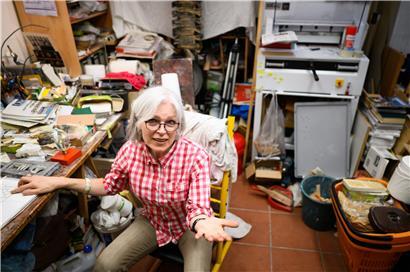 Florence Hoffmann in ihrem Atelier
