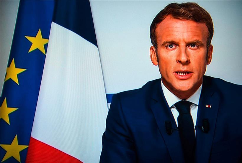 „Flux migratoires irréguliers“: Macron n’a même pas prononcé dans son discours ce mot de „réfugiés“, qui est pourtant dans toutes les têtes
