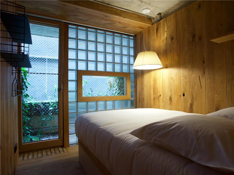 Historische Schwarz-Weiß-Fotos des Hotel Graace in den frühen Jahren seiner Nutzung als Hotelgebäude