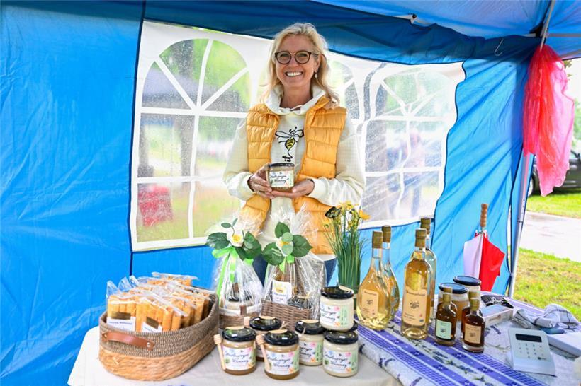 Francine und ihre Produkte aus der „Welleschter Beiestiffchen“
