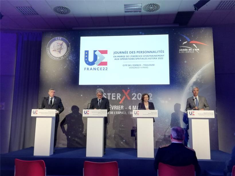 François Bausch, Thierry Breton, Florence Parly und João Gomes Cravinho beantworten Fragen zu Europas Space-Defense-Programm
