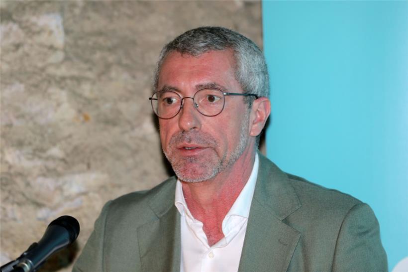 Frank Engel analysiert in einer Artikelreihe die internationale und die nationale Politik für das Tageblatt
