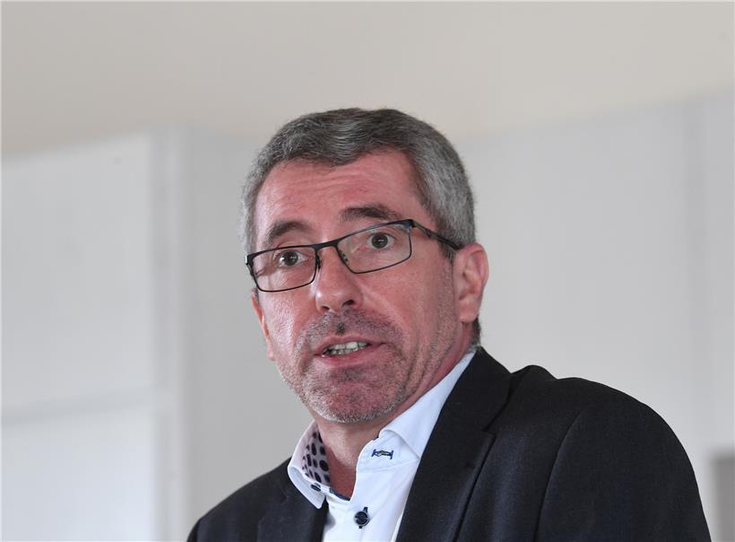 Frank Engel hat genug vom parteiinternen Machtkampf und ist vorzeitig von seinem Präsidentenposten zurückgetreten
