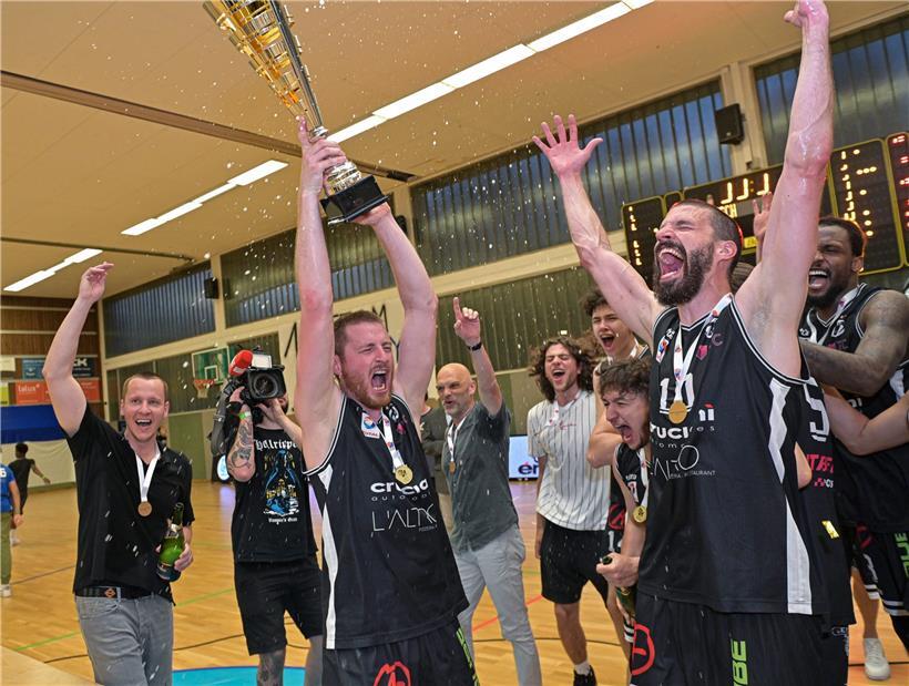 Frank Muller (rechts) und Tom Schumacher sind nicht nur Teamkollegen, sondern auch beste Freunde
