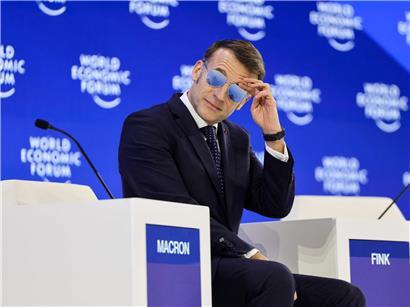 Emmanuel Macron fordert starke EU-Haltung gegen US-Präsidents Erpressungsversuche in politischer Debatte