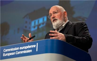 Frans Timmermans, Vizepräsident der Europäischen Kommission,  hat Versäumnisse in Sachen Impfstrategie bei der Europäischen Union eingeräumt
