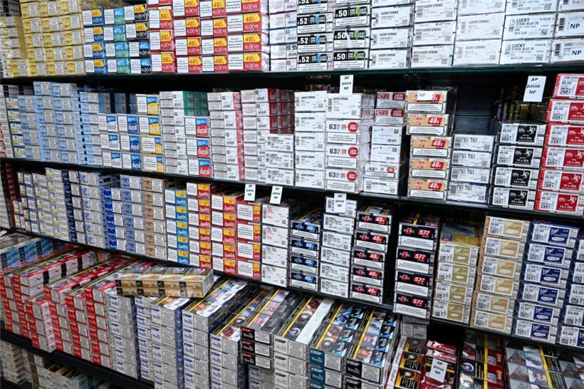 Französische Zollbeamte beschlagnahmten mehr als 130 Kilogramm Tabak
