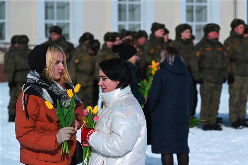Frauen in der russischen Stadt Pereslawl-Salesski: Die feministische Revolution in Russland findet bislang vornehmlich im Netz statt
