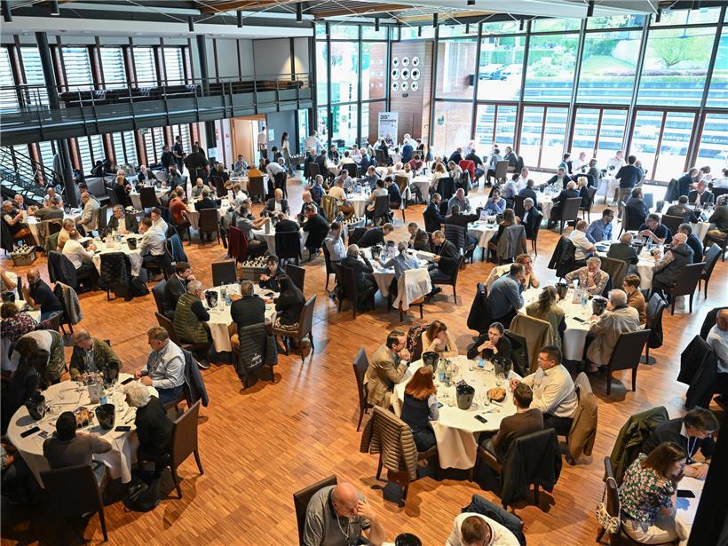 Verkostung von 454 Crémants beim Concours National des Crémants in Mondorf am Freitagmorgen