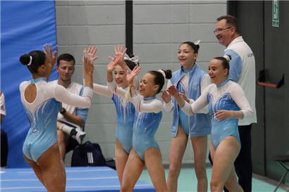 Freude bei den jüngsten Athleten des Team Lëtzebuerg: Die Turnerinnen jubelten über Mannschaftsbronze
