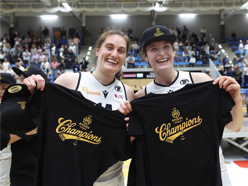 VAN KLEUVEN Lauren und JORDAO Beatriz feiern Sieg beim Frauen Basketball Enovos League Play-off-Final T71 Düdelingen vs AB Contern 2026