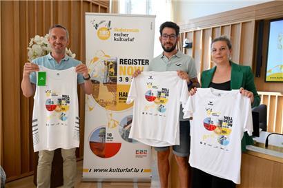 Freuen sich auf einen Kulturlaf in gewohnter Form: Der Escher Bürgermeister Georges Mischo und die beiden Organisatoren Pol Zimmermann und Laure Willière 
