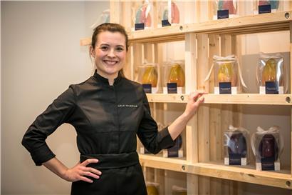 Frischer Wind für die Escher Geschäftswelt: Lola Valerius in ihrem neuen Schokoladengeschäft  
