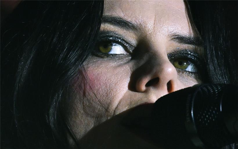 Frontfrau Ellie Rowsell suchte die Nähe zu den Fans
