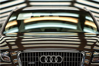 Frühere Mitglieder des Vorstands der Audi AG und ein Hauptabteilungsleiter im Ruhestand werden in Deutschland wegen der Diesel-Affäre angeklagt
