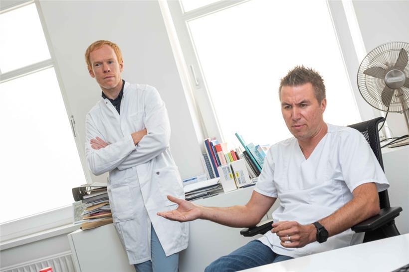 Fühlen sich von den Gemeindeverantwortlichen im Stich gelassen: Dr. Max Peporté (r.) und Dr. Loïc Barthels 
