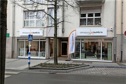 Fünf Personen kümmern sich um den Verkauf im Laden im Differdinger Zentrum
