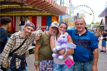 Für Christine Schott (Mitte rechts) ist dies ein Tag zum Durchatmen
