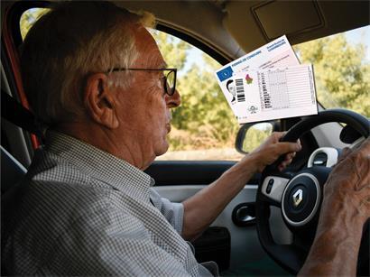 Für Personen ab 60 Jahren gelten beim Erneuern des Führerscheins in Luxemburg zusätzliche Anforderungen. 