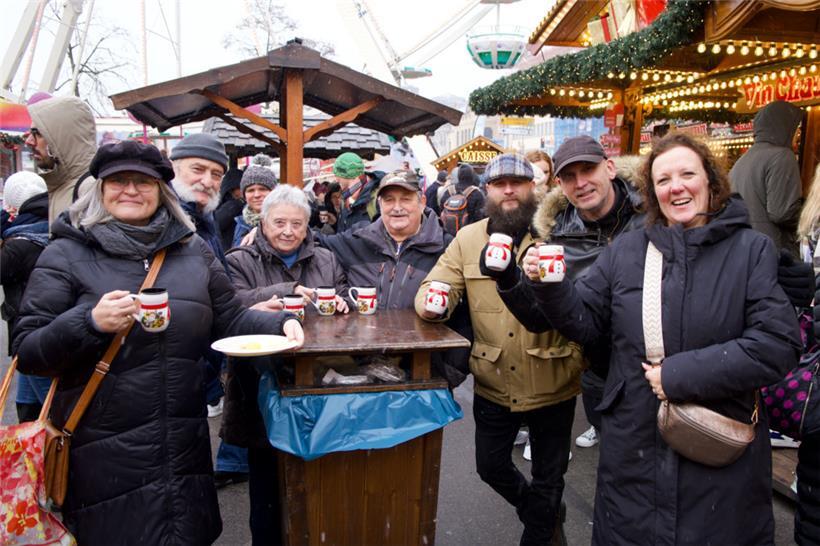 Für Peter und seine Freunde ist Luxemburgs Weihnachtsmarkt ein gemütlicher Kurzu...