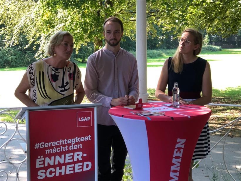 Für sie ist Sicherheit eine Frage der Gerechtigkeit: LSAP-Spitzenkandidaten Paulette Lenert (links) und Ben Streff (Mitte)
